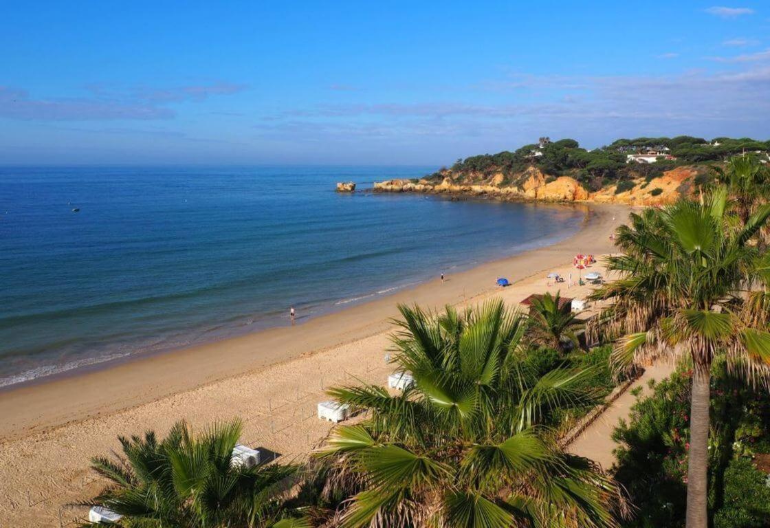 Cozy Apartment Oura Beach อัลบูเฟรา ภายนอก รูปภาพ
